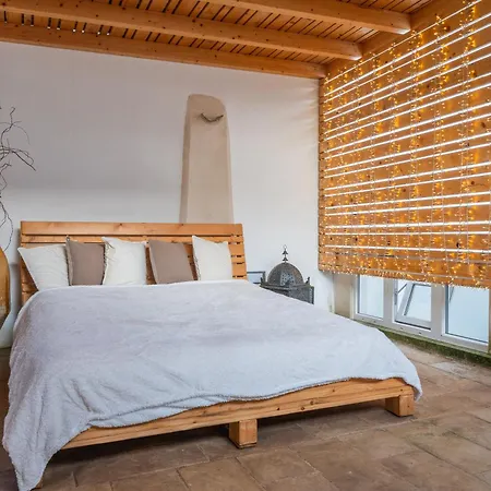 Ferienhaus Amazing Corte With Pool And Sauna